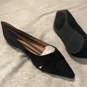 Journee Collection Winslo Flat, (Black, Size 10). New, original packaging
